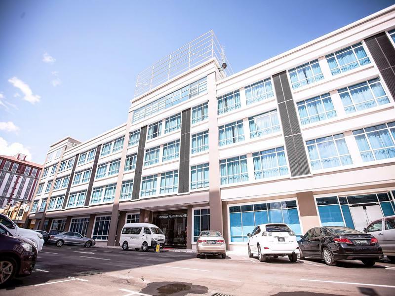 Putatan Platinum Hotel Кота Кинабалу Екстериор снимка